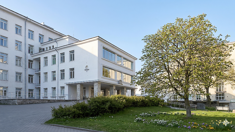 21 JANUARY | 14:00&ndash;18:00 | East Tallinn Central Hospital Pre &ndash; Course |&nbsp;From Young Ophthalmologists to Experienced Experts&nbsp; An interactive pre-course where young ophthalmologists present challenging trauma cases, followed by expert commentary, discussion and shared clinical experience. 	Sympathetic Ophthalmia, Socket Syndrome, Orbital Floor Fracture, Blunt Ocular Trauma, Eyelid Laceration, Intraocular Foreign Body, Orbital Foreign Body