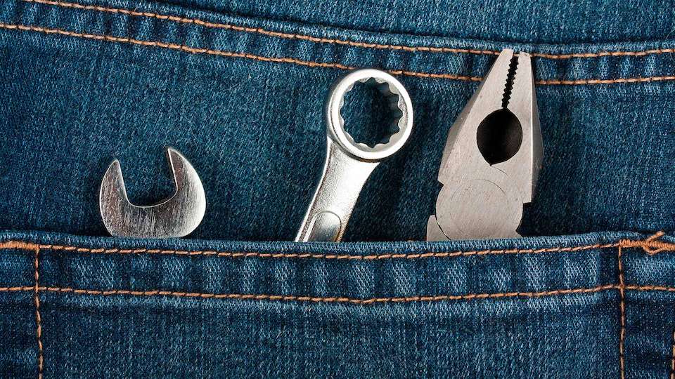 Veka Kommerts | Workwear